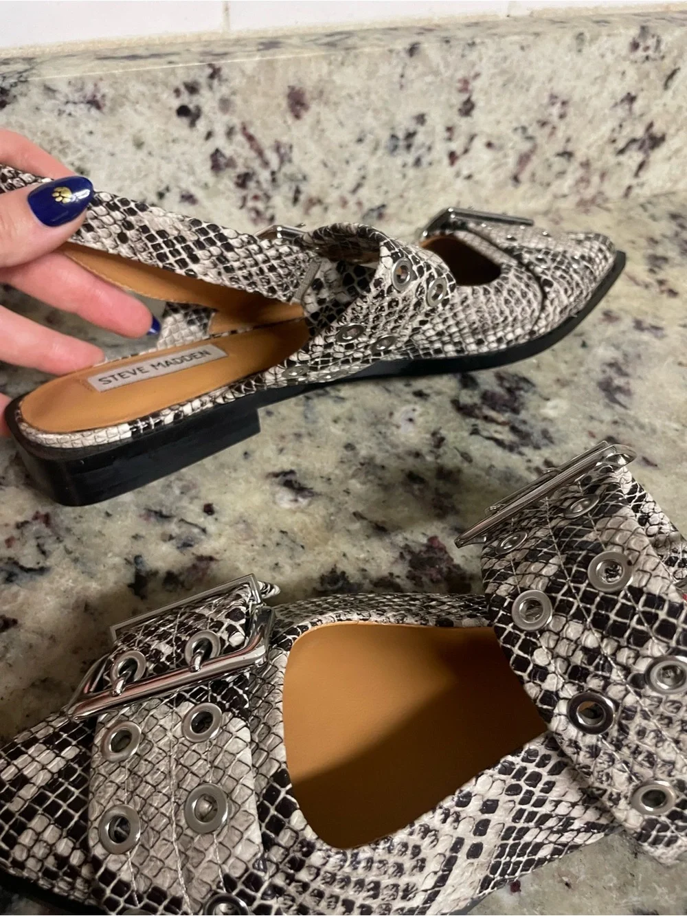 Steve Madden Graya Snakeskin Buckle Slingback Flats point toe woman 9.5
